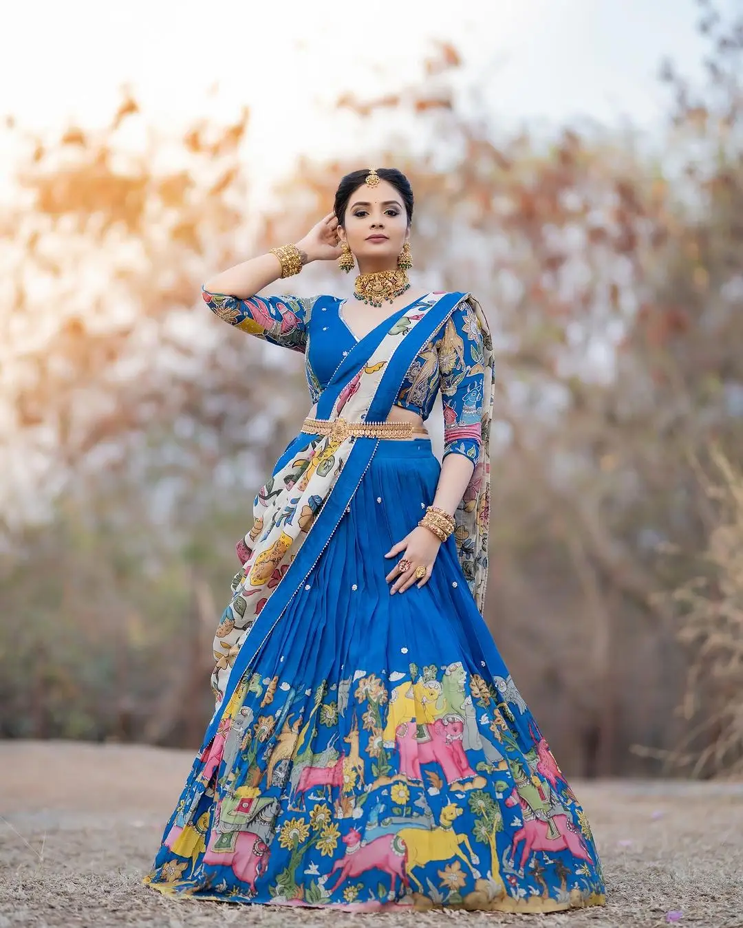 Indian TV Actress Sreemukhi Pics in Blue Lehenga Choli